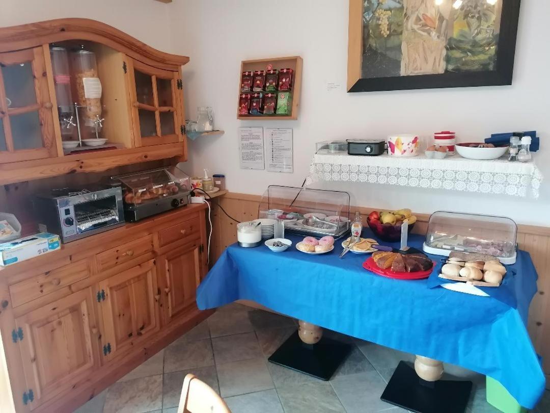 B&B Ledro Affittacamere 메졸라고 외부 사진
