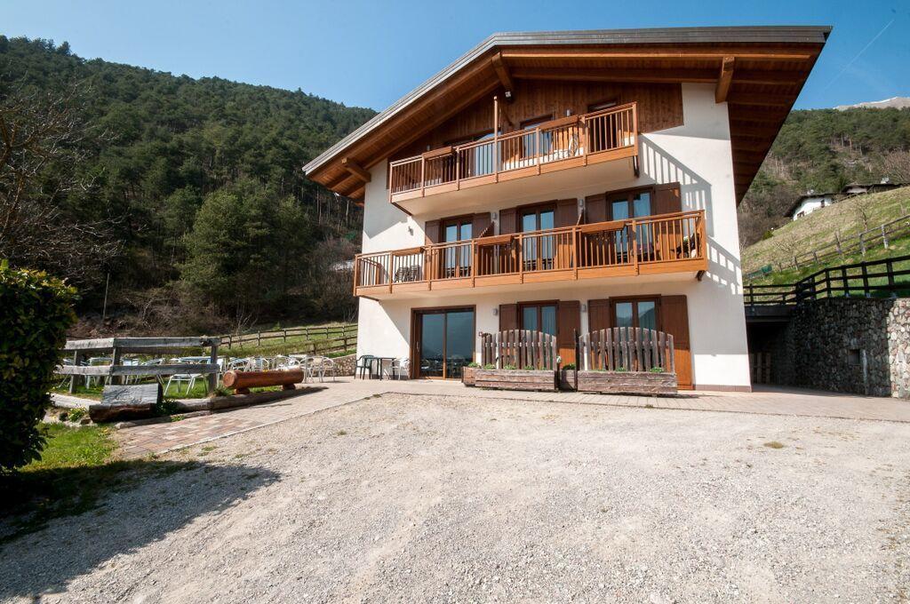 B&B Ledro Affittacamere 메졸라고 외부 사진