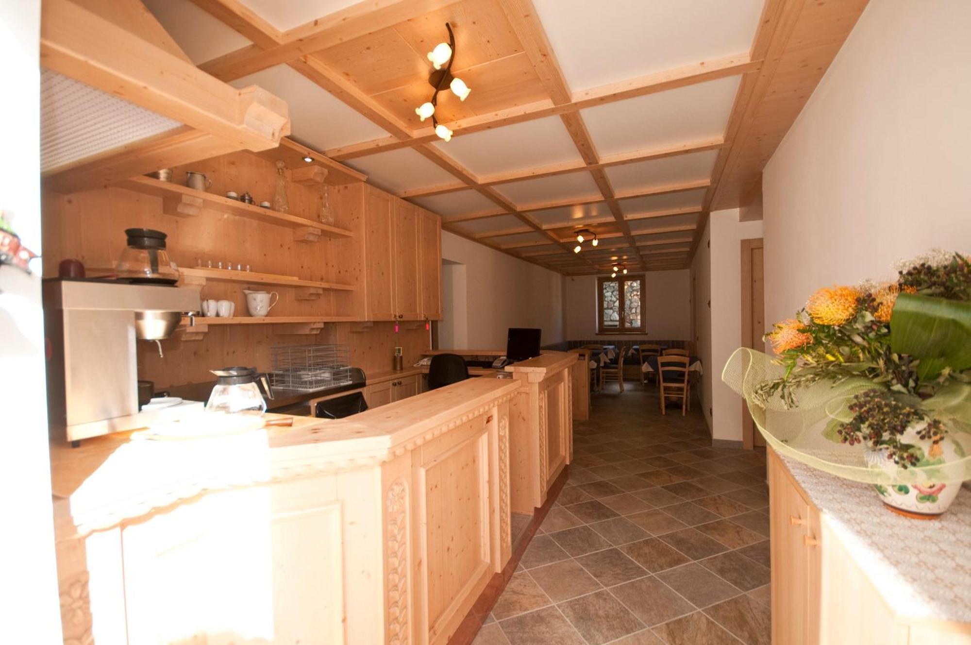 B&B Ledro Affittacamere 메졸라고 외부 사진