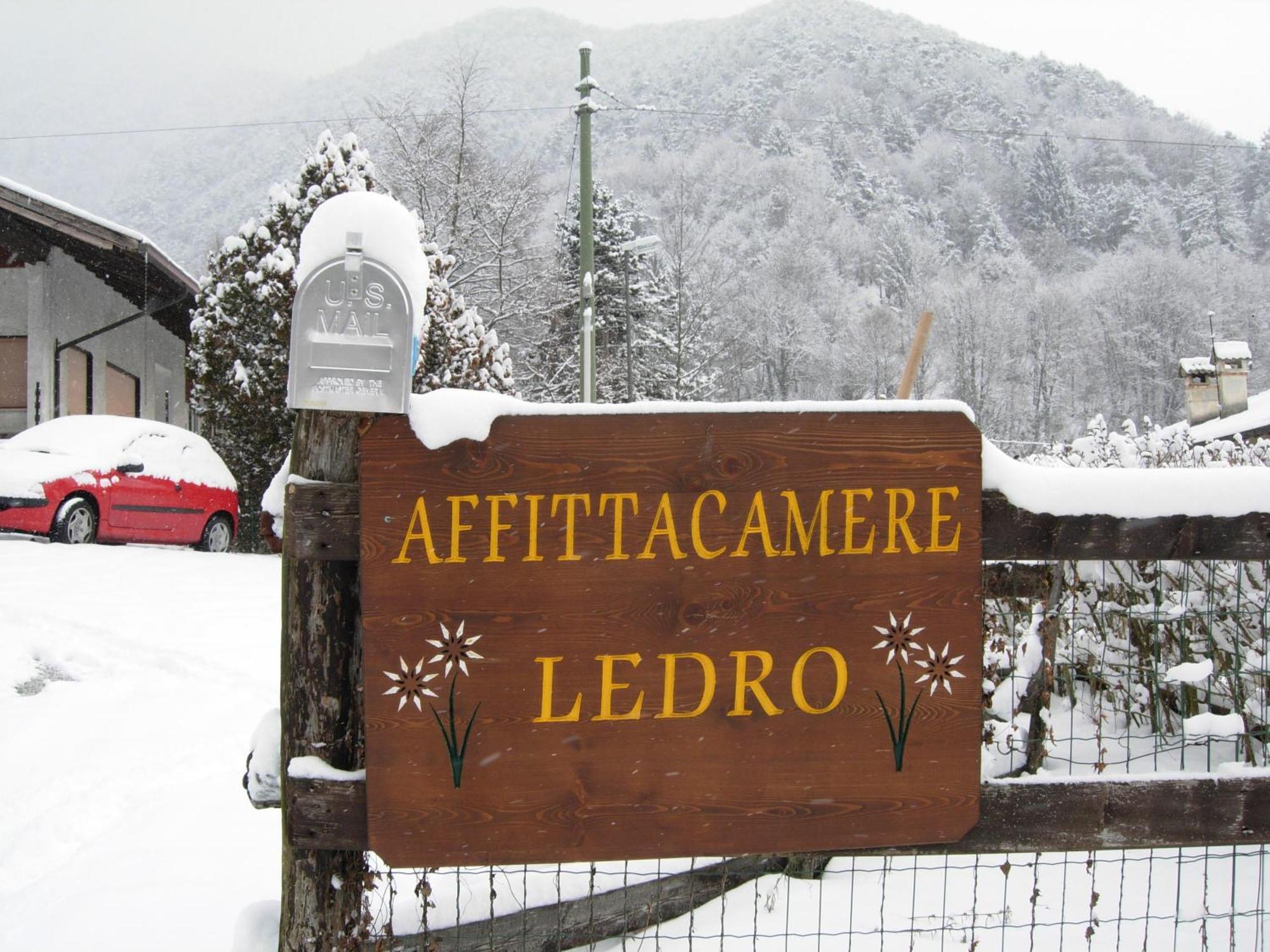 B&B Ledro Affittacamere 메졸라고 외부 사진