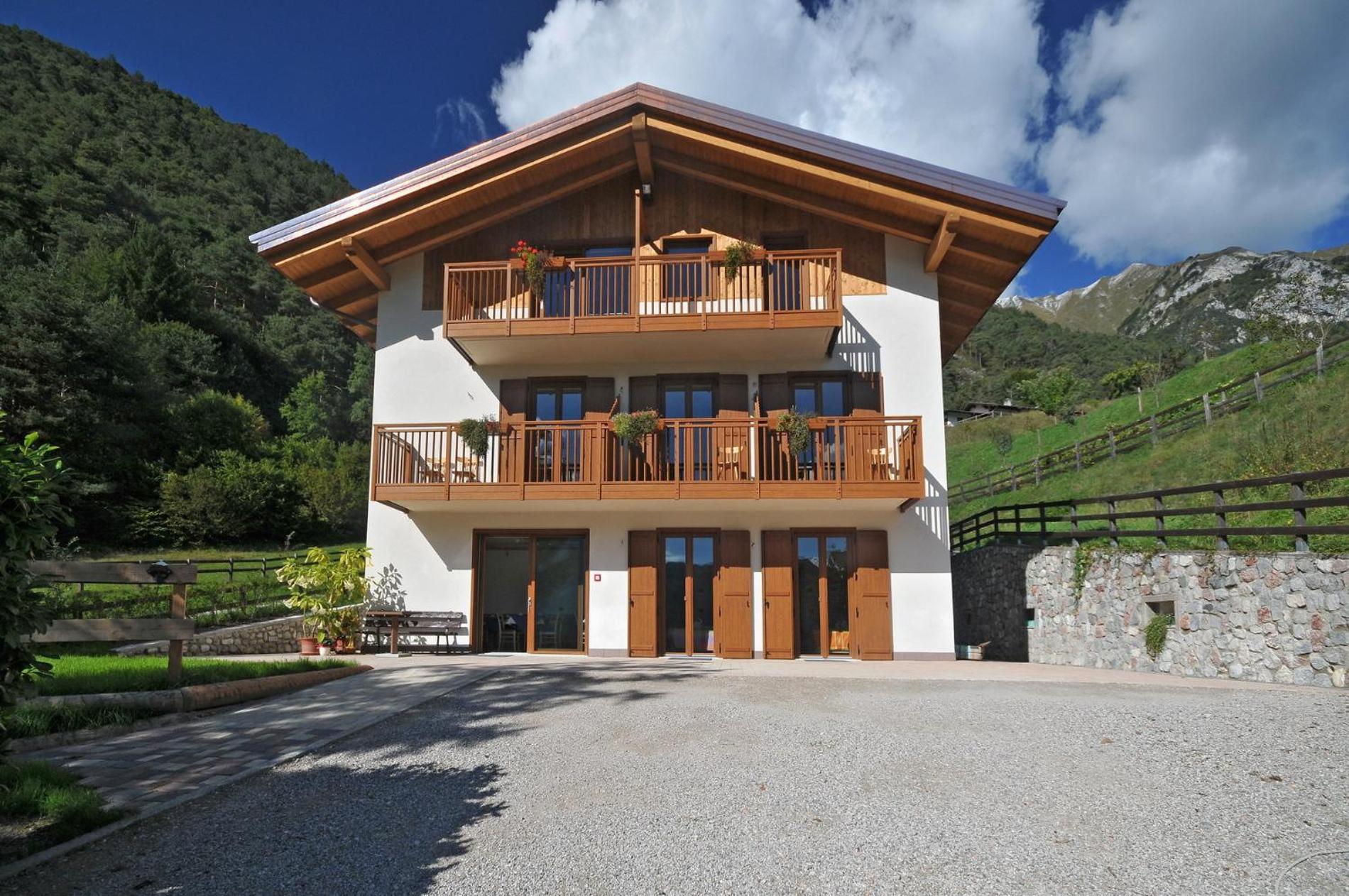 B&B Ledro Affittacamere 메졸라고 외부 사진